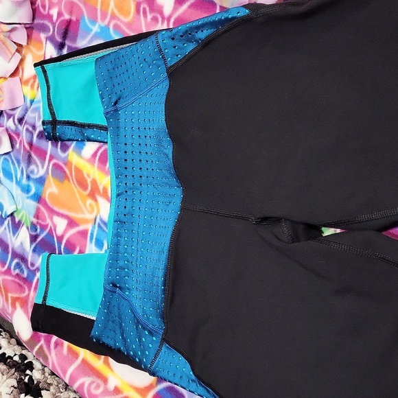 Victoria's Secret Sport Leggings - Picture 4 of 12